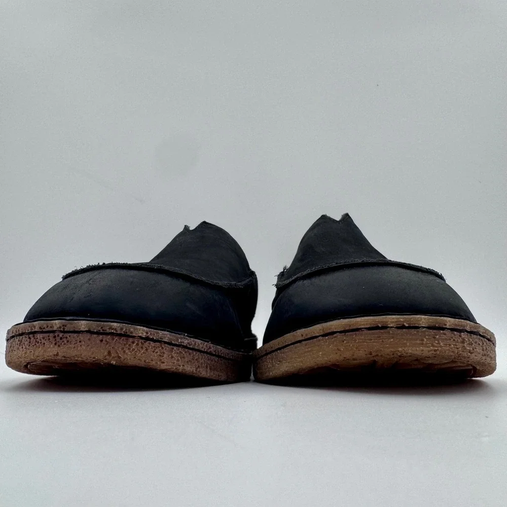 Born Mens Black Leather Slip On 12M Loafers Moc Toe‎ Shoes Size BM0000403